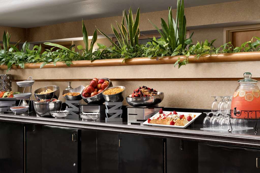 Embassy Suites By Hilton Convention Center Las Vegas Restaurante foto